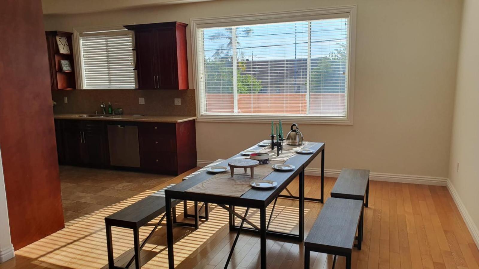 3 Bedroom Hollywood Gem Лос-Анджелес Экстерьер фото